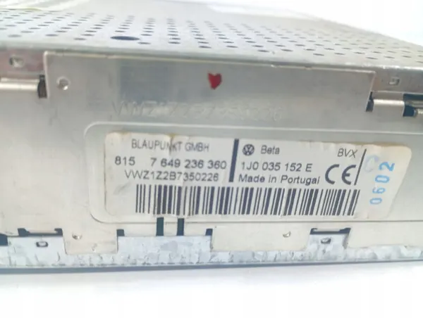 VW Bora 98-05 kasettisoitin OEM M1S238 MAR 00019642 image 5