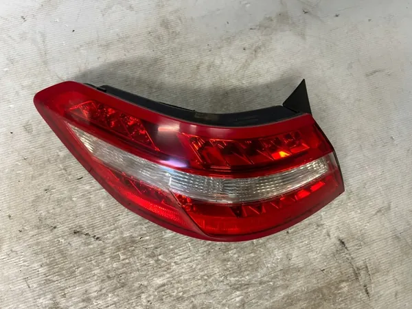 Mercedes E-Klasse W212 Linker Achterlicht A2129066601 image 5