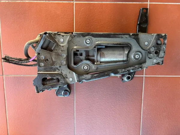 Compressore Sospensione Audi A6 Allroad C8 2022 4K0616005C image 2