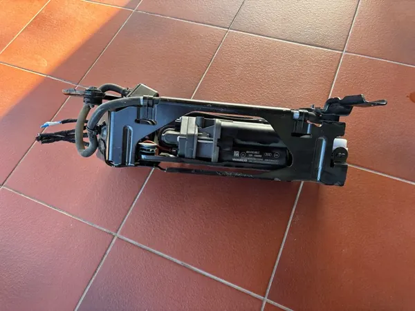Compressore Sospensione Audi A6 Allroad C8 2022 4K0616005C image 3