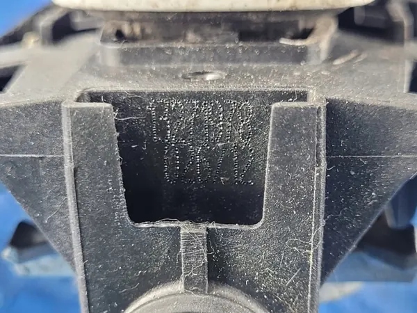 OEM 13271978 Vänster bakdörrhandtag - Opel Meriva B image 5