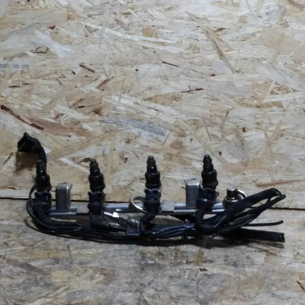 Riel de inyección OEM 058133681C para VW Passat B5 1.8T image 2