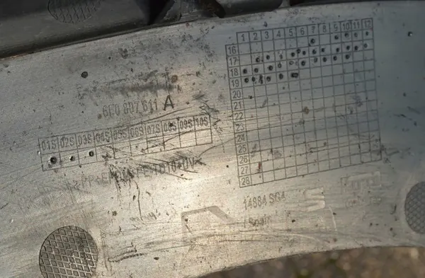 Framstötspoiler Seat Ibiza V 6F0807611A image 5