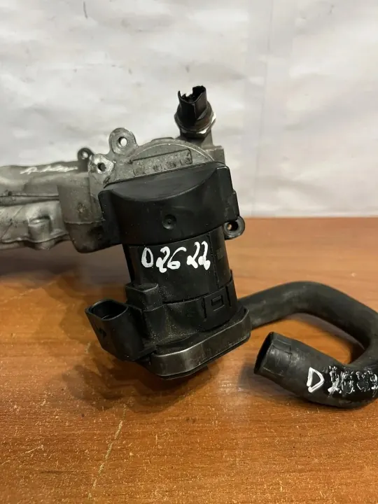 Begagnad insugsgrenrör OEM D2622 för Mercedes-Benz image 3