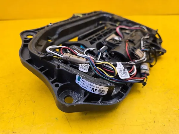 Tesla Model S Rechter Voor Deurhandgreep OEM 100737200H image 6