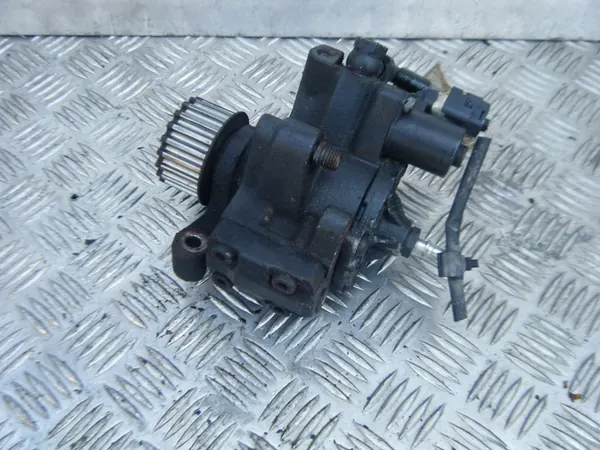 Einspritzpumpe Renault 1.5 167003669R image 3