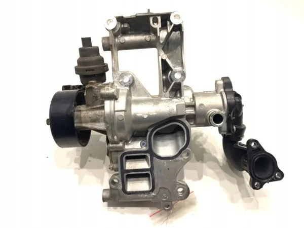 Vattenpump OEM 8593269 för BMW G30 2.0L 150hk image 3