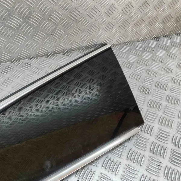 VW Arteon Shooting Brake oikea takalasi OEM 3G7845298 image 4