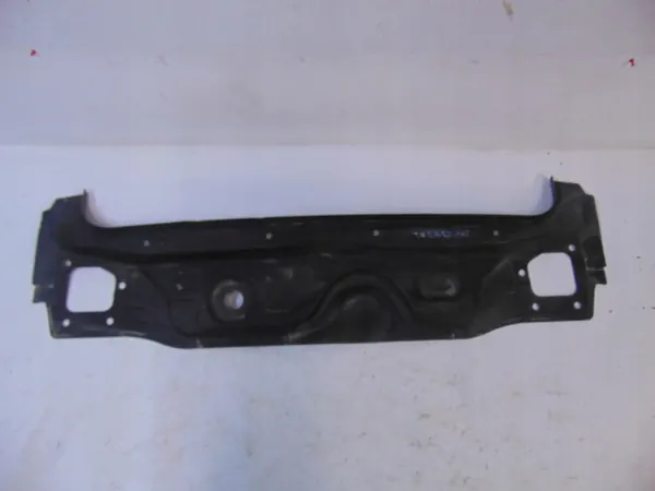 Audi A6 C7 Farmari takapuskari OEM 4G9813307 image 2
