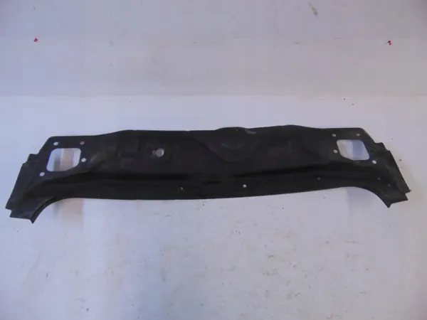 Audi A6 C7 Farmari takapuskari OEM 4G9813307 image 4