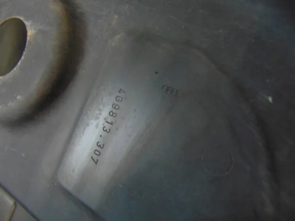 Audi A6 C7 Farmari takapuskari OEM 4G9813307 image 5