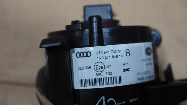 AUDI A4 A5 A6 Q5 Refletor de Farol de Neblina Direito OEM 8T0941700M image 6