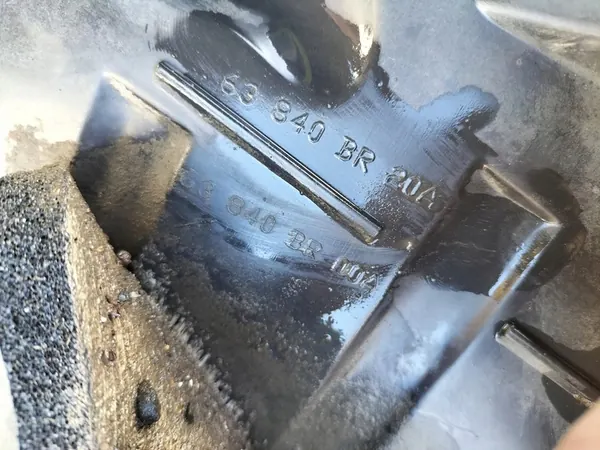 Nissan OE Front Wheel Arch Right 63840BR20A image 7