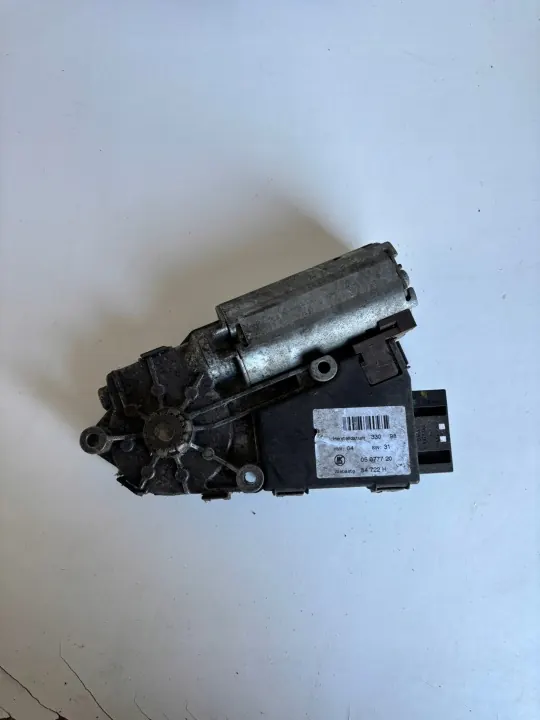 Motor Techo Solar BMW OEM 676283861949 - Usado image 2