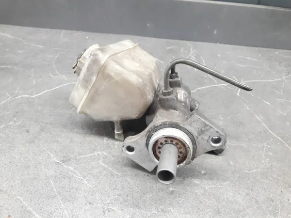 Mercedes-jarruisäiliö OEM 26612501123 image 4