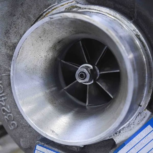 Turbo Volvo XC60 2.4L 140kw 2016 OEM 36012552 image 4