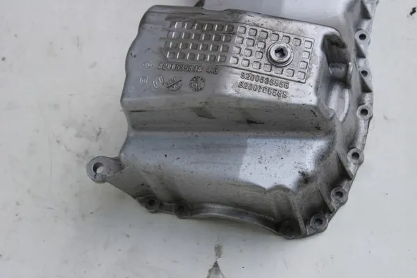 Oljepanna Dacia Logan 1.4 1.6 image 3