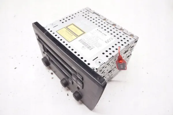Radio CD OEM 8651152-1 pour Volvo S60 I V70 II image 3