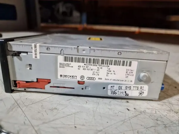 Audi Q7 CD-wisselaar OEM 4E0919887L - Gebruikt image 3