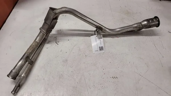 Kraftstoff-Einfüllstutzen OEM SF1756 für Volvo S40 image 2