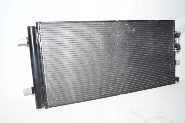 AC-kondensaattori Audi A4 B8 A5 8T A6 C7 8T0260401F image 4