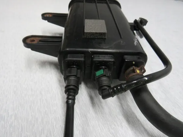 Caixa Filtro de Carvão KIA SPORTAGE III 2.0 16V OEM image 4