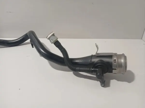 BMW 3 G20 Tankvulpijp OEM 7449050 image 5