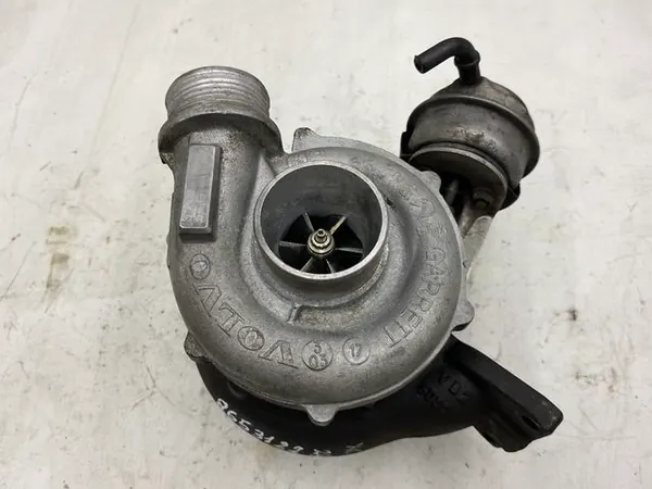 Turbo Volvo S60 I S80 V70 XC90 XC70 2.4 D5 image 3