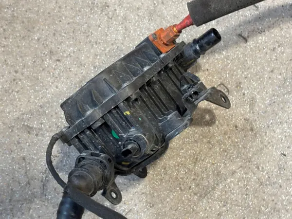 Hyundai Ioniq 5 Kylvätskevärmare OEM 375V2GI100 image 9