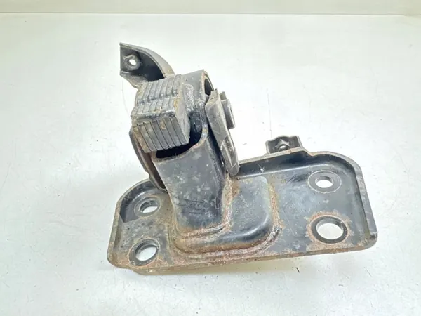 2010 Toyota Avensis T270 Gearbox Mount image 4