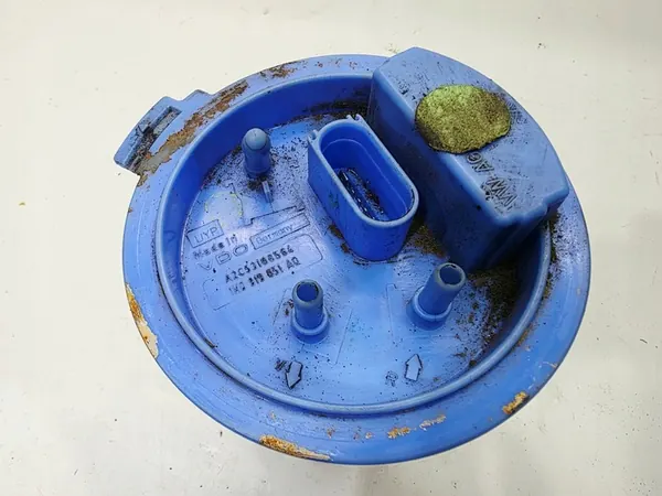 Bomba de combustível Audi TT 8J A3 8P 2.0 TFSI 1K0919051AQ image 4