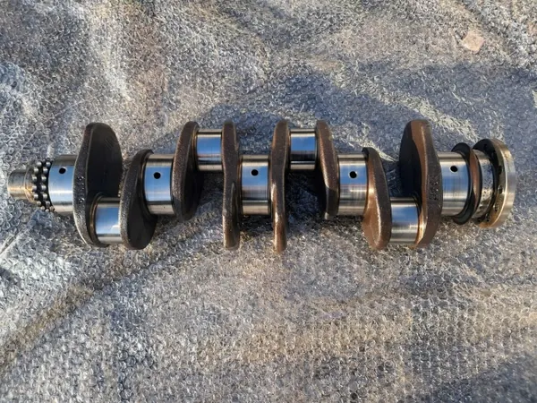 Kampiakseli Mercedes W123 OEM 115.938 - Käytetty image 2