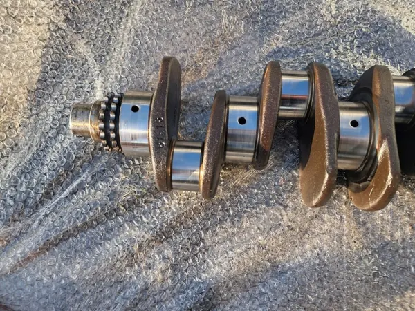 Kampiakseli Mercedes W123 OEM 115.938 - Käytetty image 3