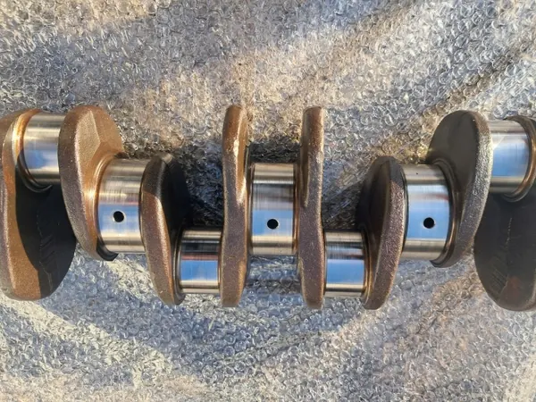 Kampiakseli Mercedes W123 OEM 115.938 - Käytetty image 4