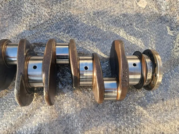 Kampiakseli Mercedes W123 OEM 115.938 - Käytetty image 5