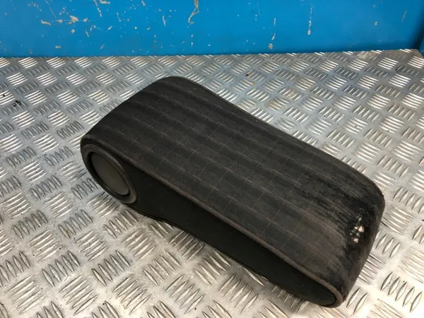 Mercedes W124 Framarmstöd OEM W124 PODŁOKIETNIK image 2