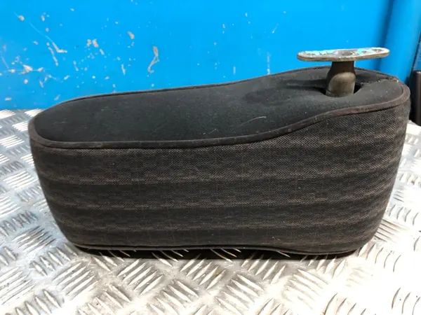 Mercedes W124 Framarmstöd OEM W124 PODŁOKIETNIK image 6