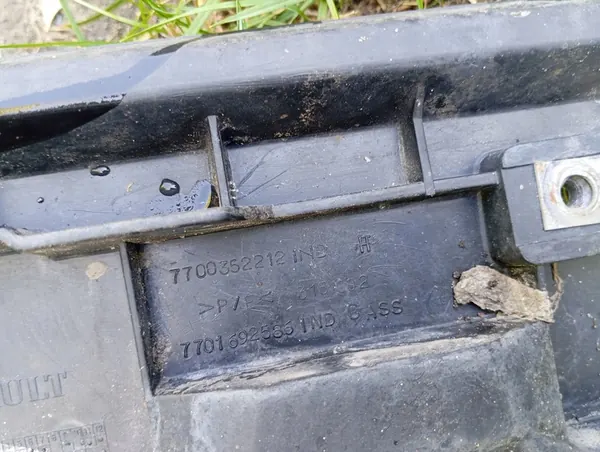 Paraurti posteriore Trafic Vivaro Primastar 01- 8200200610 image 4