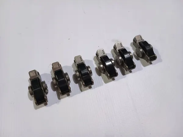 OEM 5047896 Levanta válvulas admisión RAM 3.6L image 2