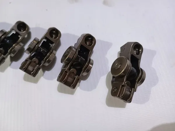 OEM 5047896 Levanta válvulas admisión RAM 3.6L image 5