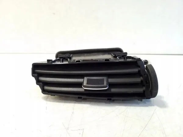 Nissan X-Trail T32 ilmanotto OEM 687505AA0A image 2