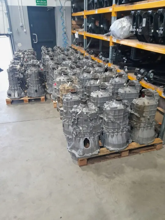 6-Vaihteinen Vaihteisto Iveco Daily 2.3 93021158 image 7