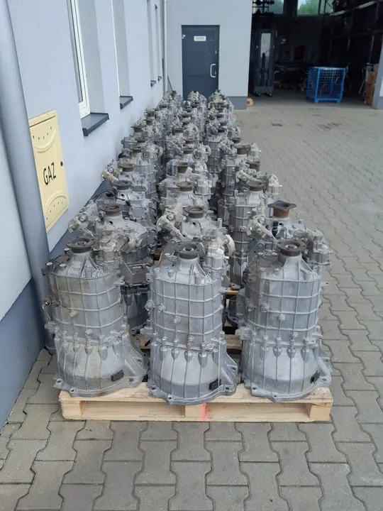 6-Vaihteinen Vaihteisto Iveco Daily 2.3 93021158 image 9