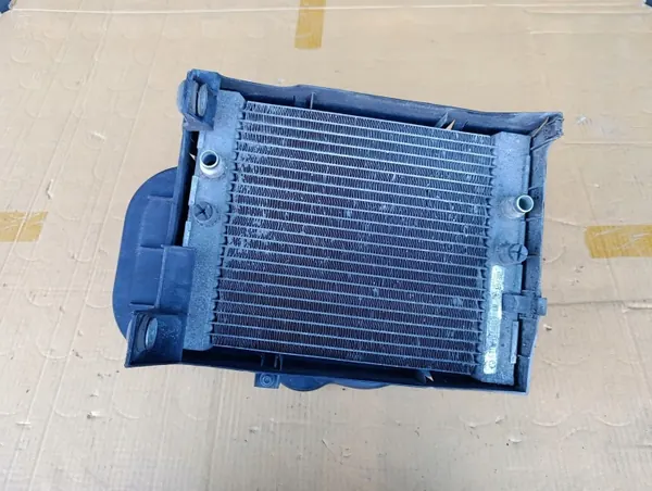 BMW X5 E70 Wasserkühler OEM 7533477 - Gebraucht image 2