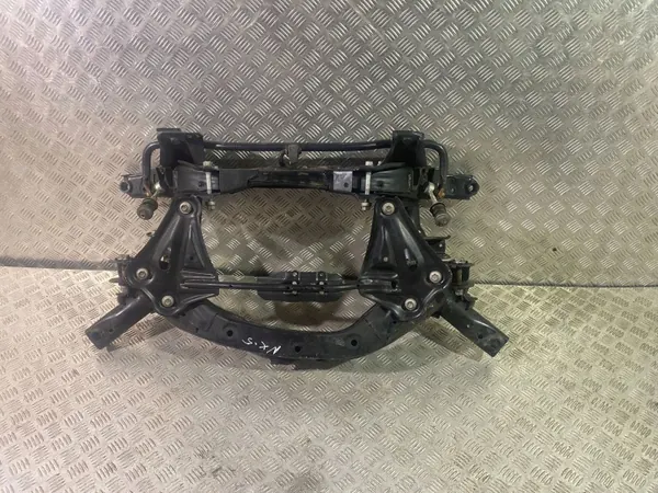 Lexus NX 2020 Bakre ramdel OEM UTO41170 Begagnad image 2