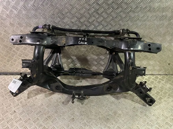 Lexus NX 2020 Bakre ramdel OEM UTO41170 Begagnad image 5