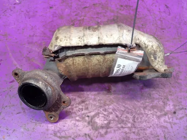 OEM Zawada-379630-2000005914 Honda CR-V Katalysator image 2