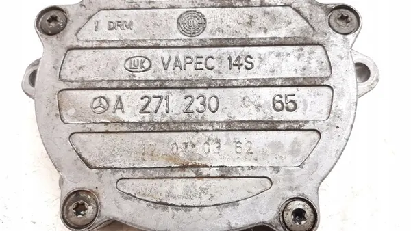 2004 Mercedes-Benz C W203 Imupumppu A2712300465 image 4