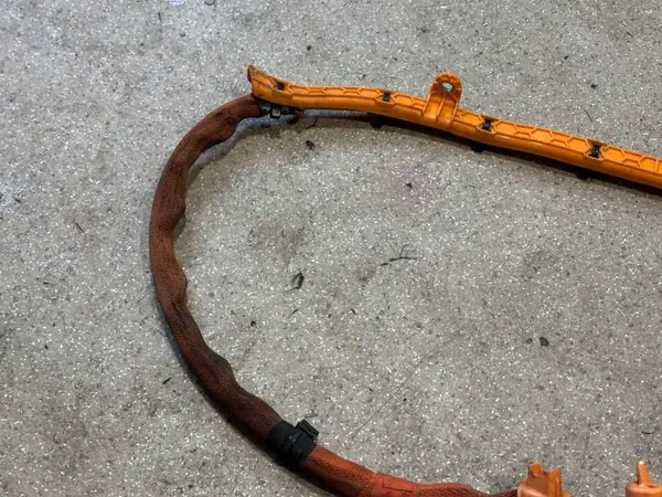 Mercedes-Benz korkeajännitekaapeli OEM A2545405318 image 6