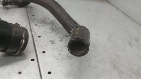 Vesiputket Volvo V60 S60 II V70 III S80 II 2.4 D OE 31355201 image 2